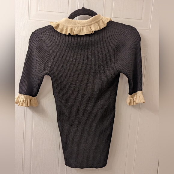💎 Sandro Paris Women's 3/4 sleeve knit top with pearle style buttons - Picture 5 of 11